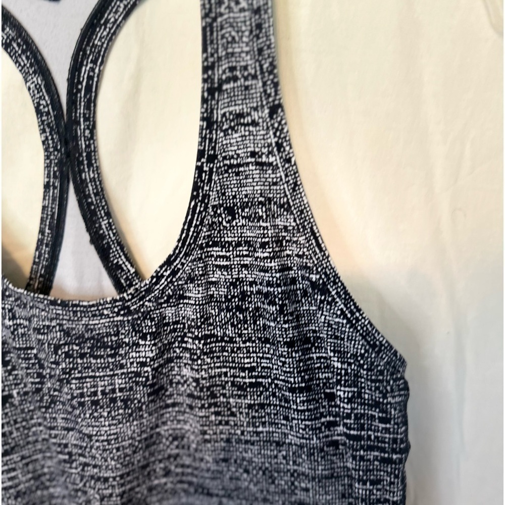 Lululemon Racerback Athletic Tank Top Black and White Size 6 - Picture 5 of 8